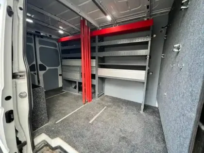 Photo 8 Volkswagen Crafter  Fg 35 L3H3 2.0 TDI 177ch Business 4Motion