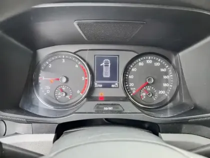 Photo 11 Volkswagen Crafter  Fg 35 L3H3 2.0 TDI 177ch Business 4Motion