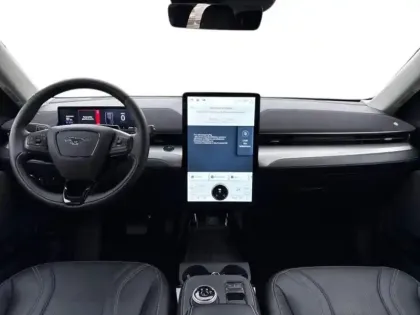 Photo 5 Ford Mustang  Mach-E 269ch Standard Range 72,6kWh Mach-E Propulsion