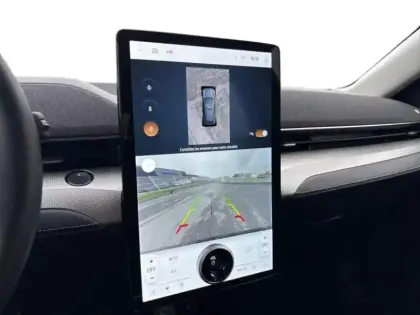 Photo 13 Ford Mustang  Mach-E 269ch Standard Range 72,6kWh Mach-E Propulsion