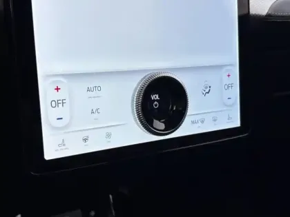 Photo 14 Ford Mustang  Mach-E 269ch Standard Range 72,6kWh Mach-E Propulsion