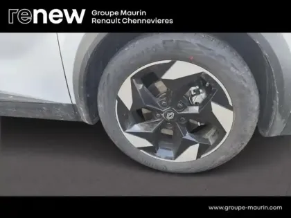 Photo 8 Renault Captur  1.6 E-Tech full hybrid 145ch Techno