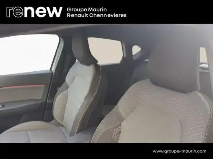 Photo 13 Renault Captur  1.6 E-Tech full hybrid 145ch Techno