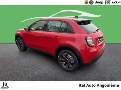 Photo 6 Fiat 600  1.2 Hybrid Turbo 145ch Icône eDCT6