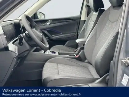 Photo 10 Volkswagen Tiguan  2.0 TDI 150ch VW Edition DSG7