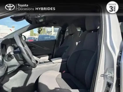 Photo 10 Toyota C-HR  2.0 Hybride Rechargeable 225ch Design Pack Confort