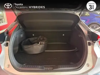 Photo 9 Toyota C-HR  2.0 Hybride Rechargeable 225ch Design Pack Confort