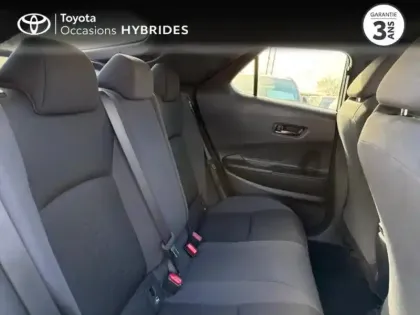 Photo 6 Toyota C-HR  2.0 Hybride Rechargeable 225ch Design Pack Confort