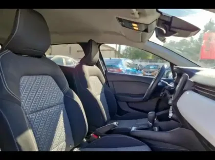 Photo 9 Renault Clio  1.6 E-Tech hybride 145ch Evolution