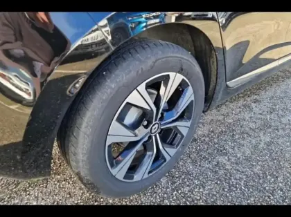 Photo 12 Renault Clio  1.6 E-Tech hybride 145ch Evolution