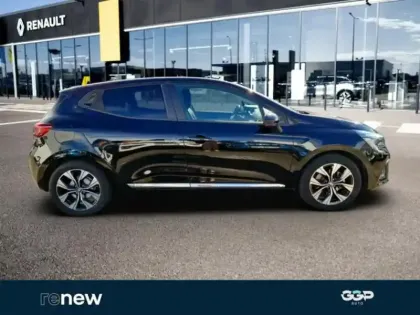 Photo 6 Renault Clio  1.6 E-Tech hybride 145ch Evolution