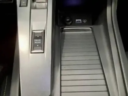 Photo 14 Peugeot 308  1.2 PureTech 130ch S&S GT Pack EAT8