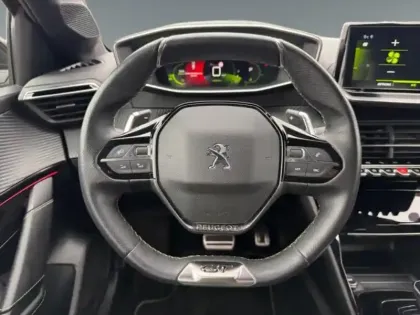 Photo 11 Peugeot 208  1.2 PureTech 100ch S&S GT Line EAT8