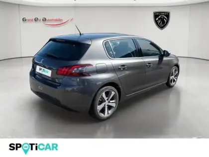 Photo 20 Peugeot 308  1.2 130ch E6.3 S&S Allure