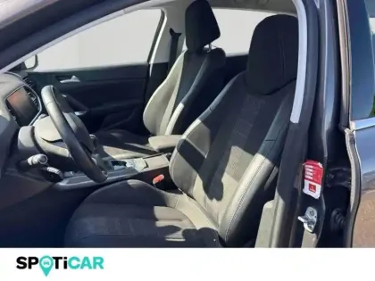 Photo 25 Peugeot 308  1.2 130ch E6.3 S&S Allure