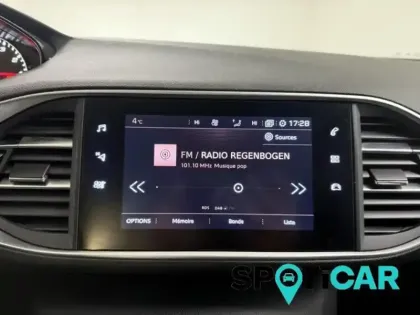 Photo 14 Peugeot 308  1.2 PureTech 130ch E6.3 S&S Allure