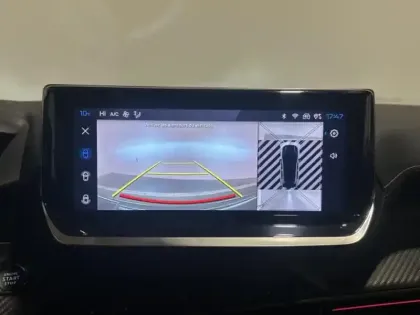 Photo 11 Peugeot 208  1.2 Hybrid 136ch GT e-DCS6