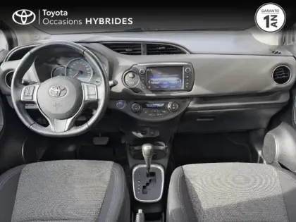 Photo 7 Toyota Yaris  HSD 100h Business 5p