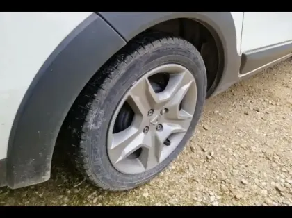 Photo 12 Dacia Lodgy  1.5 Blue dCi 115ch Stepway 7 places E6D-Full