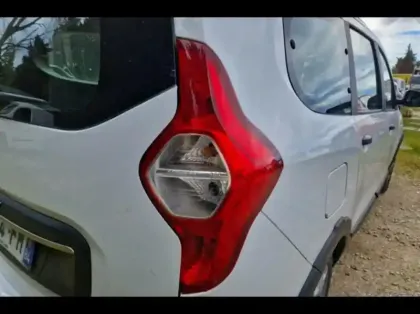 Photo 13 Dacia Lodgy  1.5 Blue dCi 115ch Stepway 7 places E6D-Full