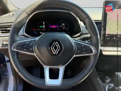 Photo 11 Renault Captur  1.6 E-Tech full hybrid 145ch Techno