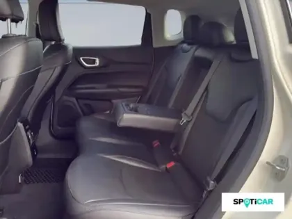 Photo 10 Jeep Compass  1.3 Turbo T4 240ch PHEV 4xe Trailhawk AT6 eAWD