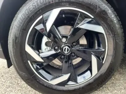 Photo 7 Nissan Juke  1.6 Hybrid 143ch N-Connecta