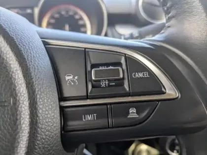 Photo 13 Suzuki Swift  1.2 Dualjet Hybrid 83ch Pack