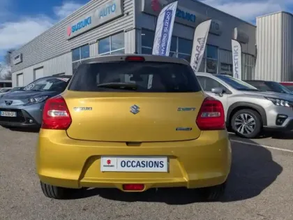 Photo 9 Suzuki Swift  1.2 Dualjet Hybrid 83ch Pack