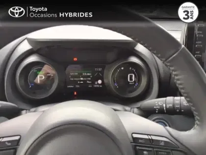 Photo 13 Toyota Yaris  116h Design 5p MY22