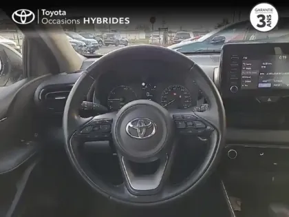 Photo 8 Toyota Yaris  116h Dynamic 5p MY22