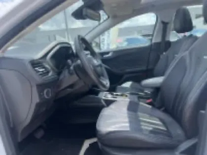 Photo 9 Ford Focus  SW 2.0 EcoBlue 150ch Vignale BVA