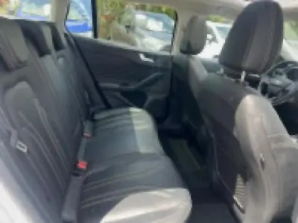 Photo 11 Ford Focus  SW 2.0 EcoBlue 150ch Vignale BVA