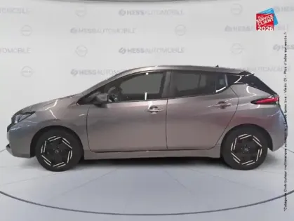 Photo 8 Nissan Leaf  150ch 40kWh Acenta 22