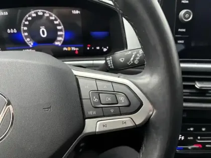 Photo 13 Volkswagen T-roc  1.0 TSI 110ch Life