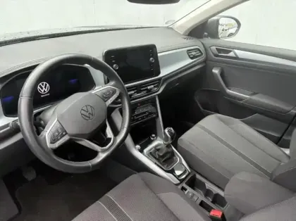 Photo 9 Volkswagen T-roc  1.0 TSI 110ch Life