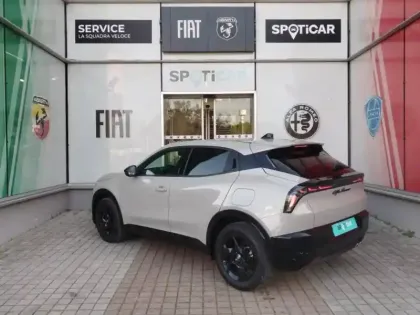 Photo 5 Alfa Romeo Junior  1.2 Ibrida 136ch DCT6