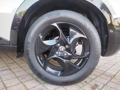 Photo 6 Alfa Romeo Junior  1.2 Ibrida 136ch DCT6