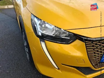 Photo 12 Peugeot 208  e- 136ch Active Carplay