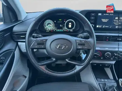 Photo 11 Hyundai I20  1.0 T-GDi 100ch Hybrid Intuitive Camera Carplay