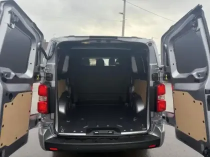 Photo 12 Peugeot Expert  Fg M 2.0 BlueHDi 145ch S&S EAT8