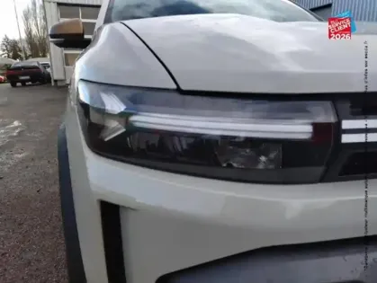 Photo 12 Dacia Duster  1.8 hybrid 155ch Extreme