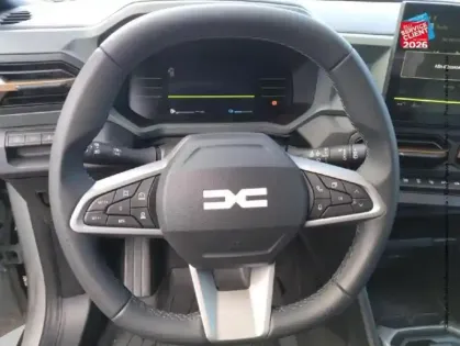 Photo 11 Dacia Duster  1.8 hybrid 155ch Extreme