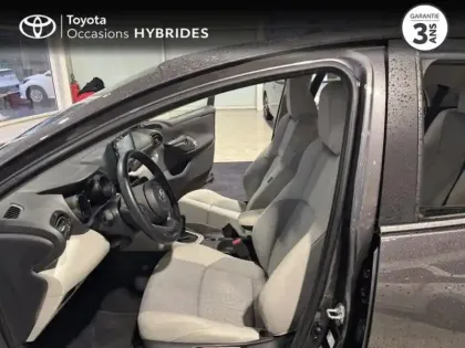 Photo 10 Toyota Yaris  116h Iconic 5p Pack Techno