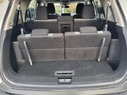 Photo 6 Nissan X-trail  e-4orce 213ch N-Connecta 7 places