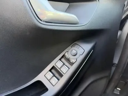 Photo 8 Ford Puma  1.0 Flexifuel 125ch S&S mHEV Titanium