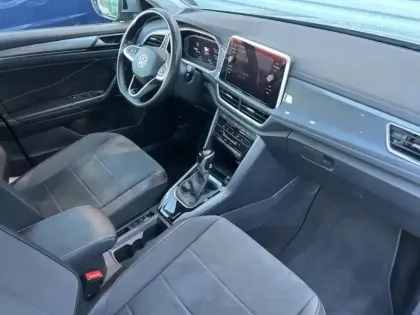 Photo 8 Volkswagen T-roc  1.5 TSI EVO 150ch Style DSG7