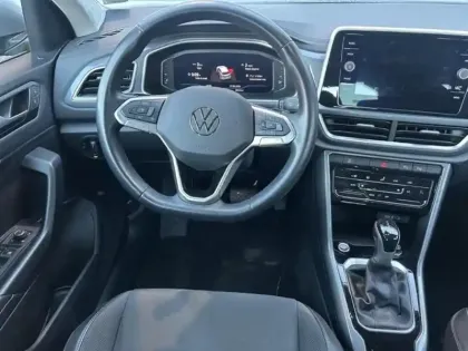 Photo 11 Volkswagen T-roc  1.5 TSI EVO 150ch Style DSG7