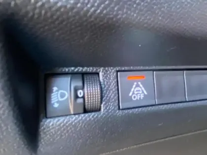 Photo 10 Peugeot 208  1.2 PureTech 100ch S&S Style