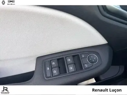 Photo 13 Renault Clio Gén. V (BJA) Ph1 NG Techno 5